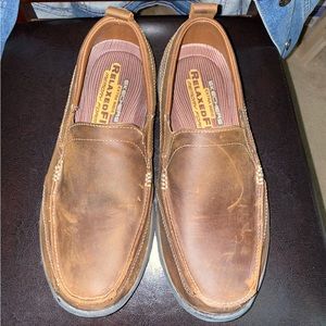SKETCHERS BROWN LEATHER EXTRA WIDE RELAXED FIT SEVENO SLIP ON SHOES